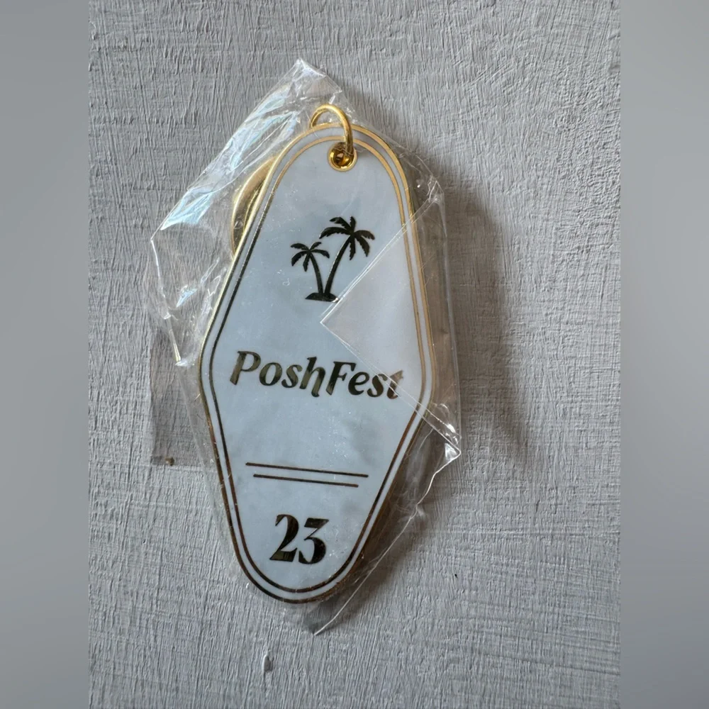 NWT Poshfest 23 Keychain